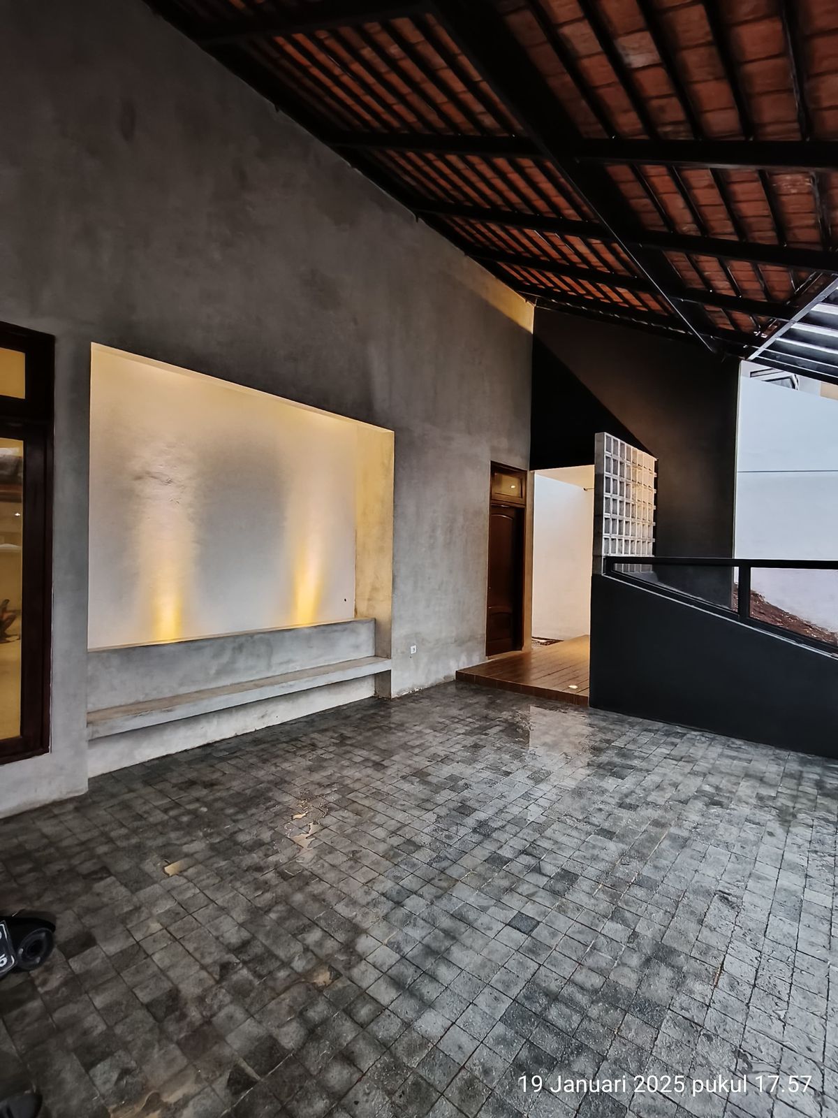 Dijual Rumah Bagus strategis di Pejaten Timur pasar Minggu.