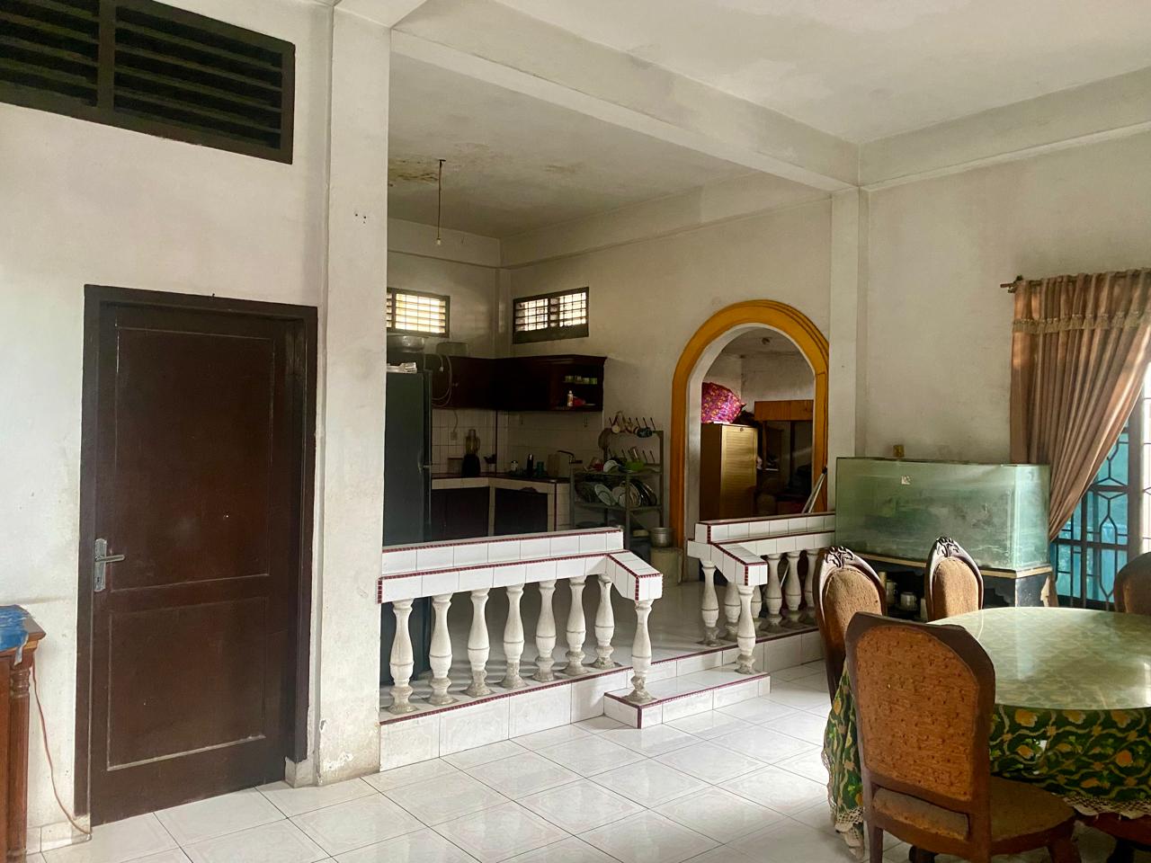 Dijual - Rumah Tinggal 2 Lantai (Jl. Bromo Medan)