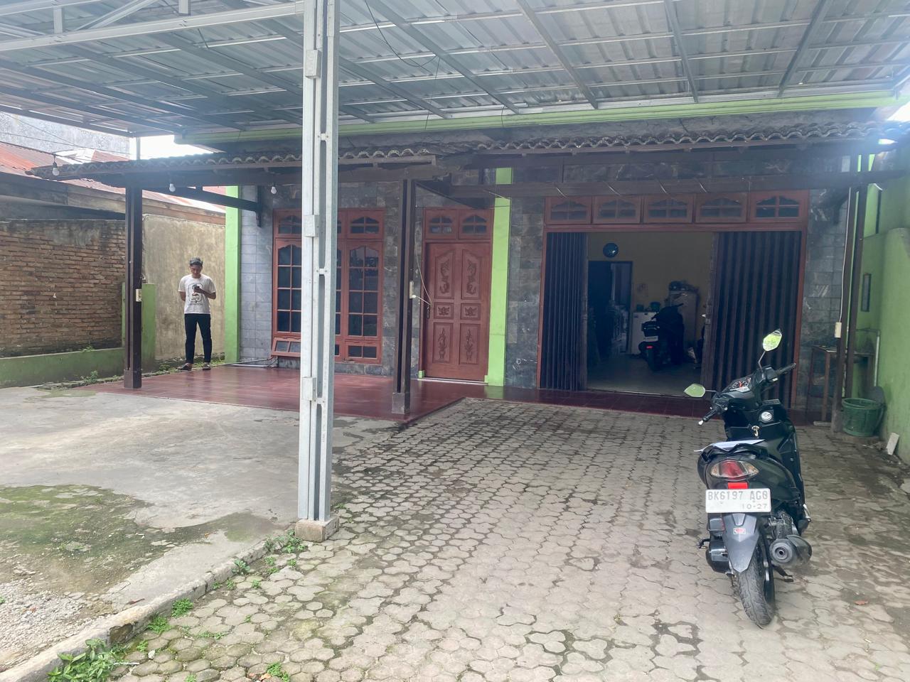 Dijual - Rumah Tinggal 2 Lantai (Jl. Bromo Medan)
