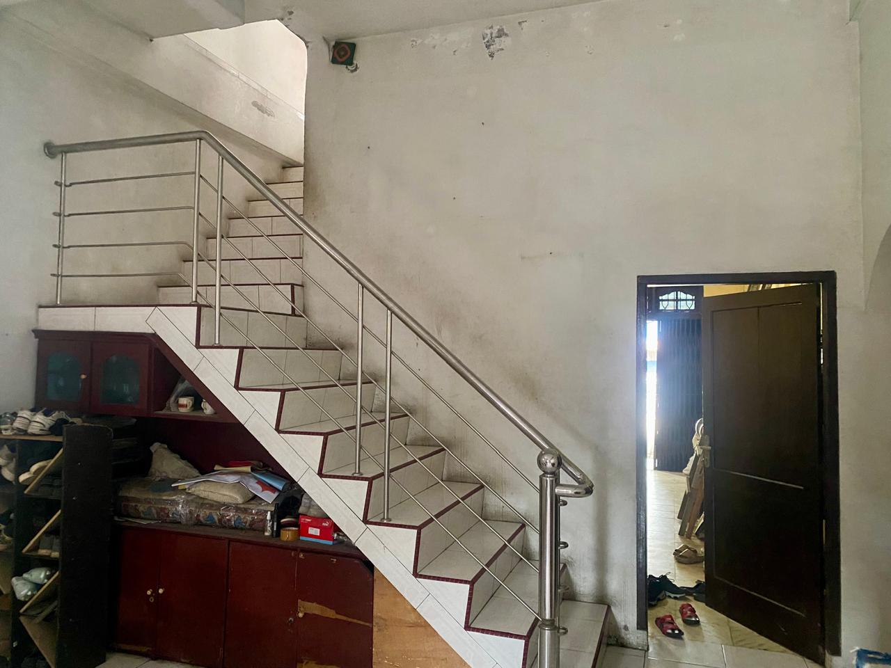 Dijual - Rumah Tinggal 2 Lantai (Jl. Bromo Medan)