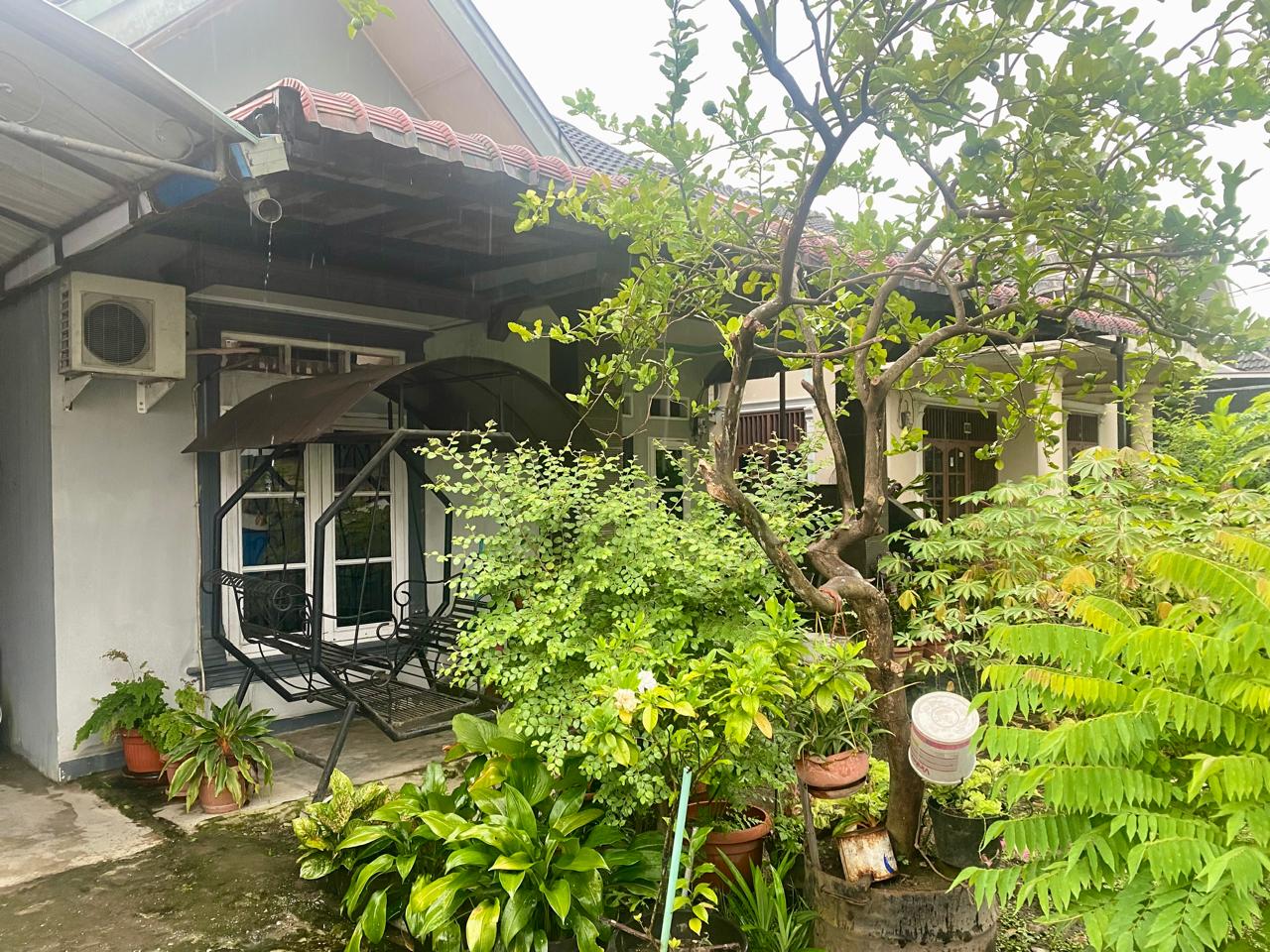Dijual - Rumah Tinggal  Lantai (Komplek Tata Alam Asri)