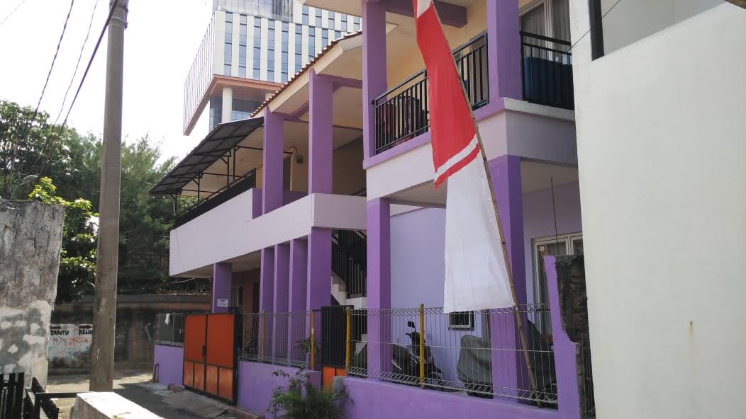 Dijual Rumah induk dan unit Rumah kost 2Lt strategis di Cilandak