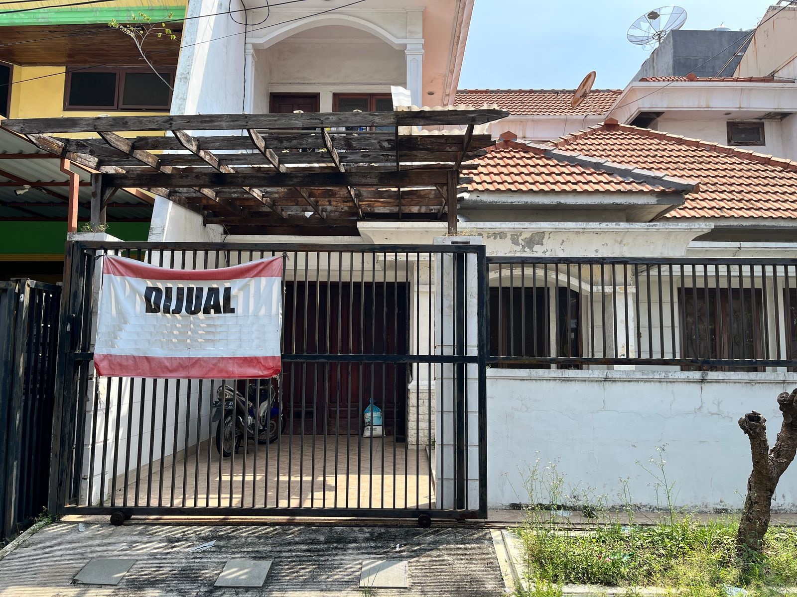 rumah dijual manyar kertoadi surabaya
