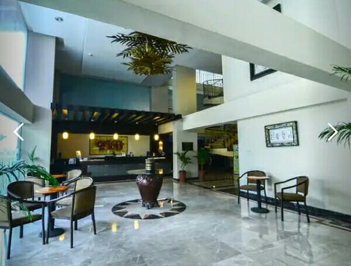 Dijual hotel Losari Roxy di atas Njop sedikit bintang 3 , Cideng