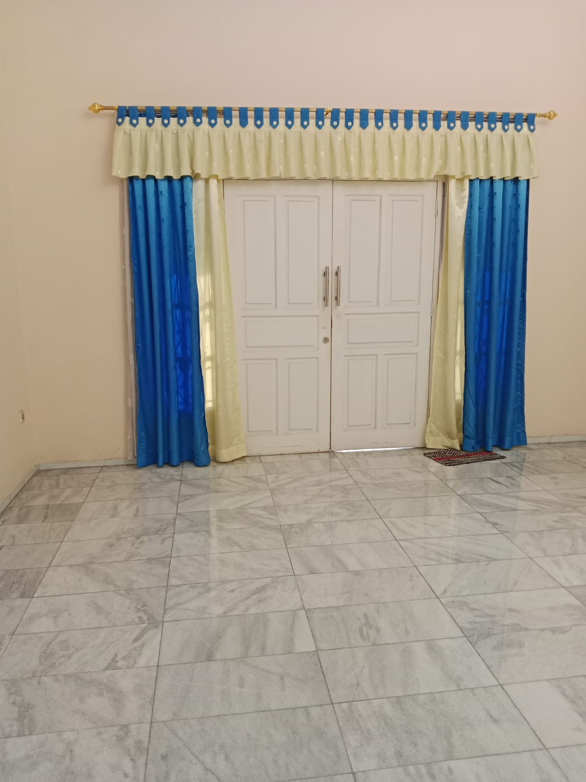 Dijual rumah komplek hook di Cikokol, Kota Tangerang