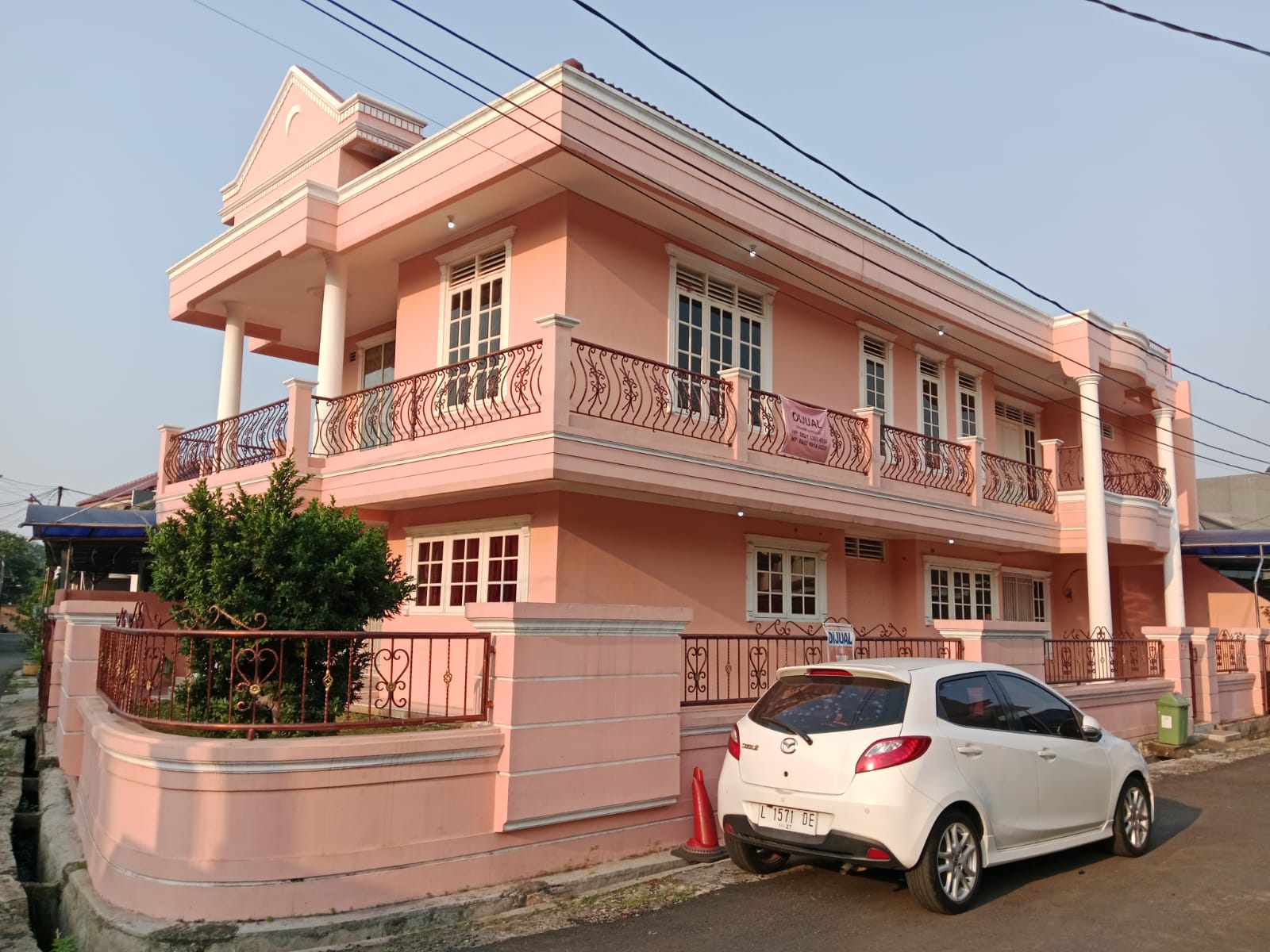 Dijual rumah komplek hook di Cikokol, Kota Tangerang