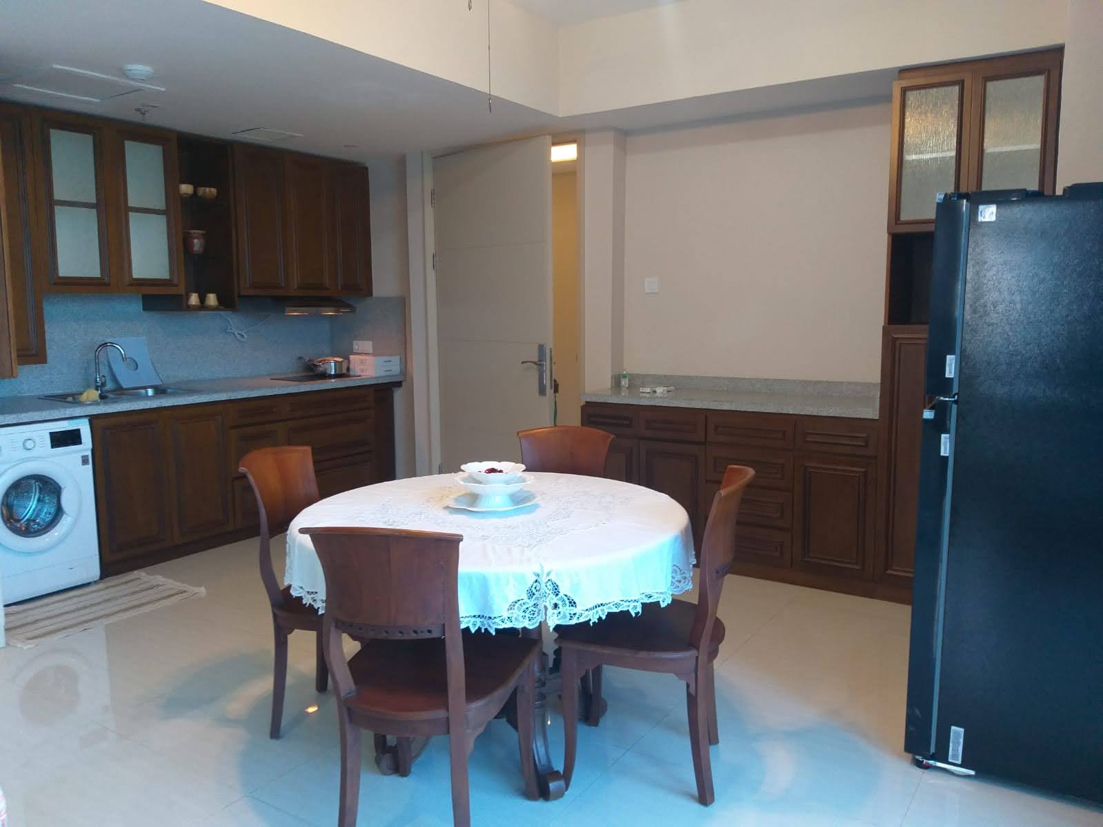 Jual Apartemen LARIZ Lantai 15 Pakuwon Mall, Surabaya Barat