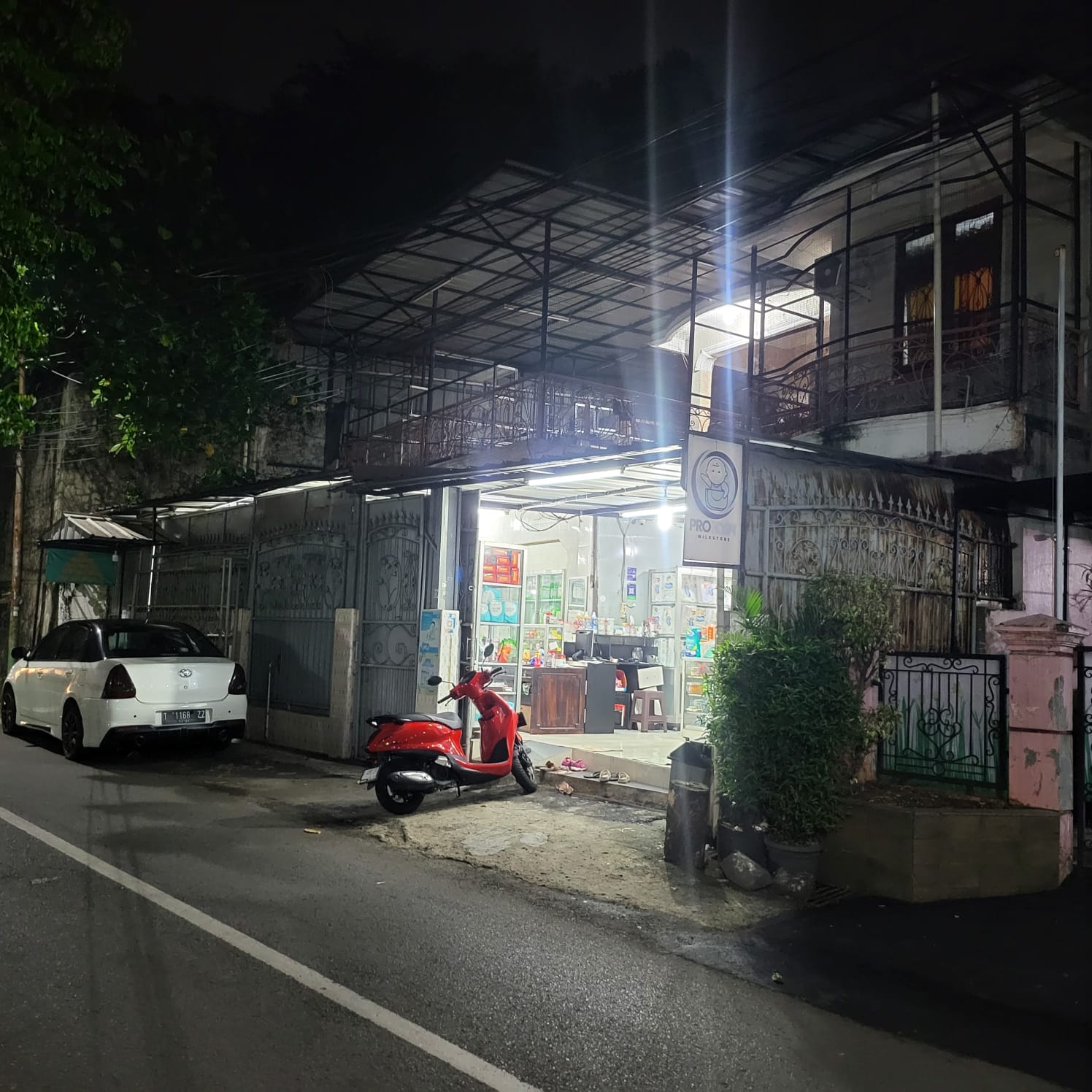 Dijual Rumah Toko 2 Lantai Susukan, Ciracas, Jakarta Timur