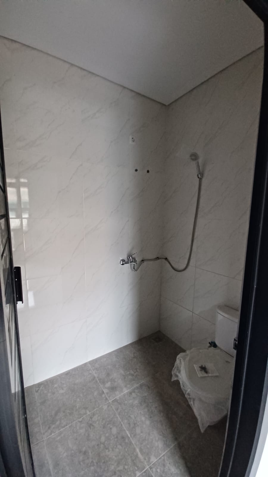 Jual cepat rumah strategis di Jalan Sekelimus Batununggal