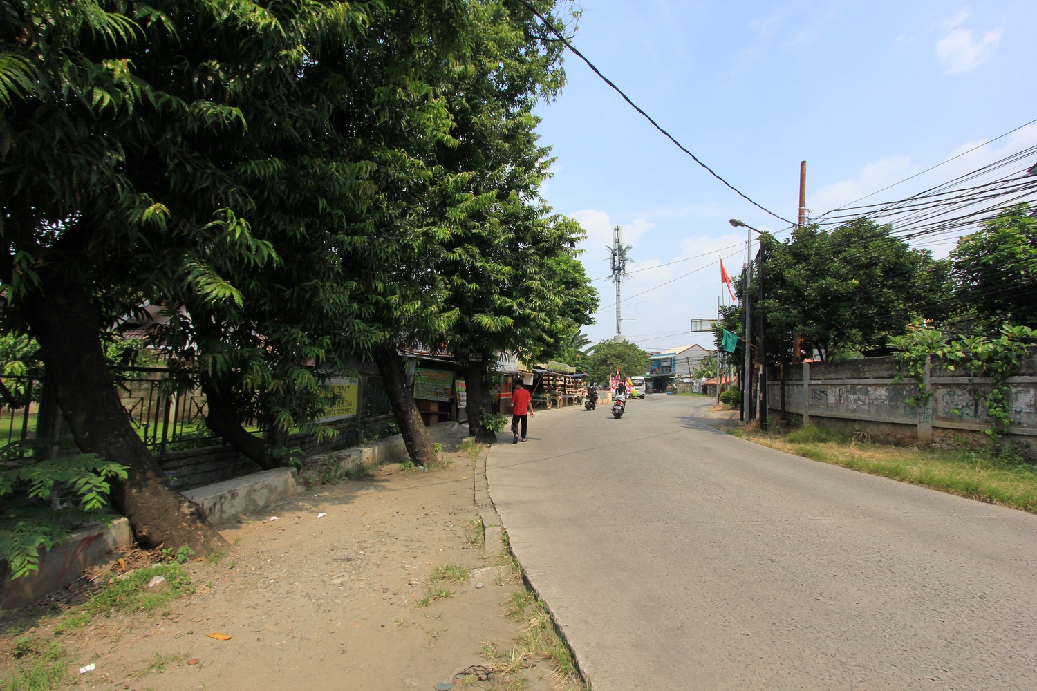 Rumah di Jl. Pangkalan Jati, Cinere, Depok, Cocok untuk Usaha