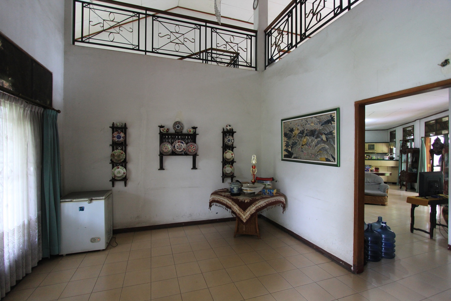 Rumah di Jl. Pangkalan Jati, Cinere, Depok, Cocok untuk Usaha