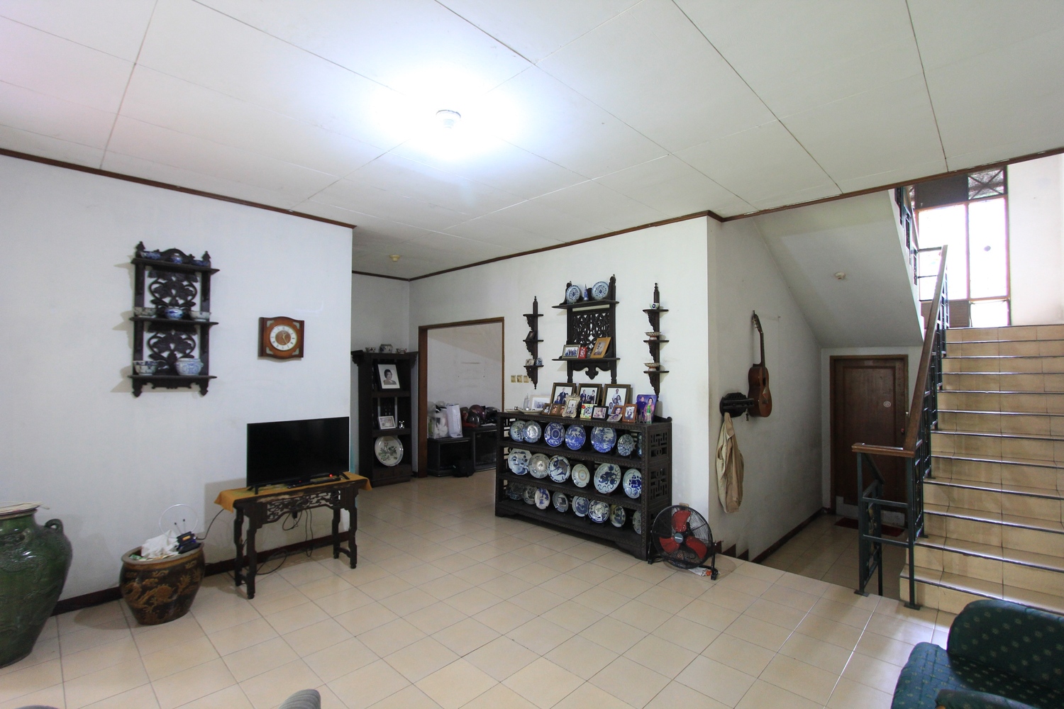Rumah di Jl. Pangkalan Jati, Cinere, Depok, Cocok untuk Usaha