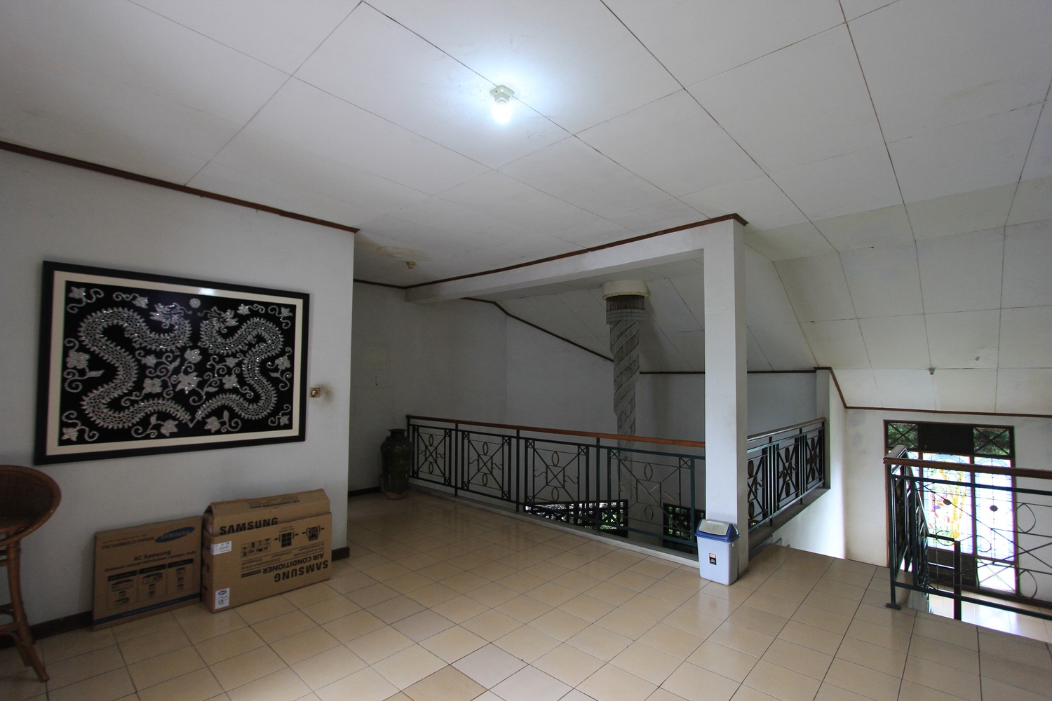 Rumah di Jl. Pangkalan Jati, Cinere, Depok, Cocok untuk Usaha