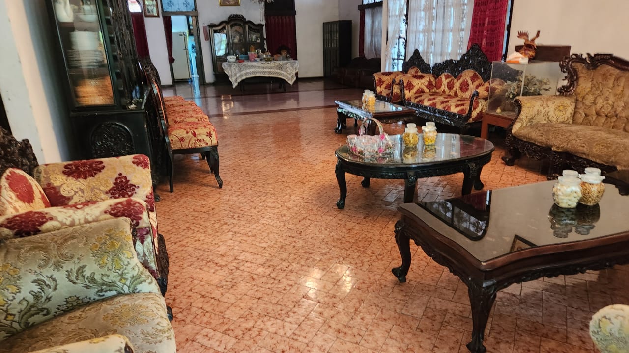 Dijual rumah luas di area Cilandak KKO, Cilandak Timur