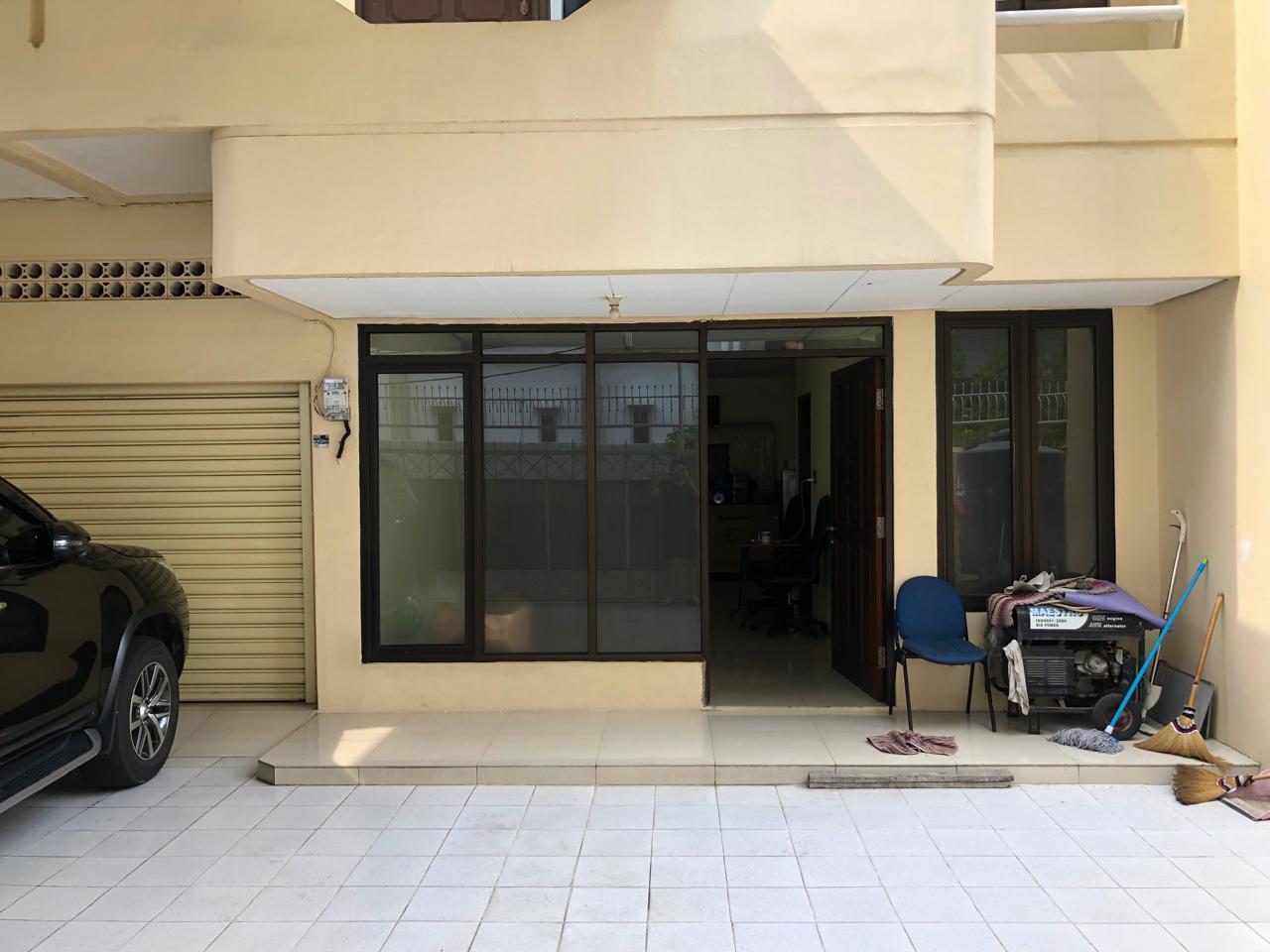 Dijual rumah komplek strategis di Pluit Timur Residence