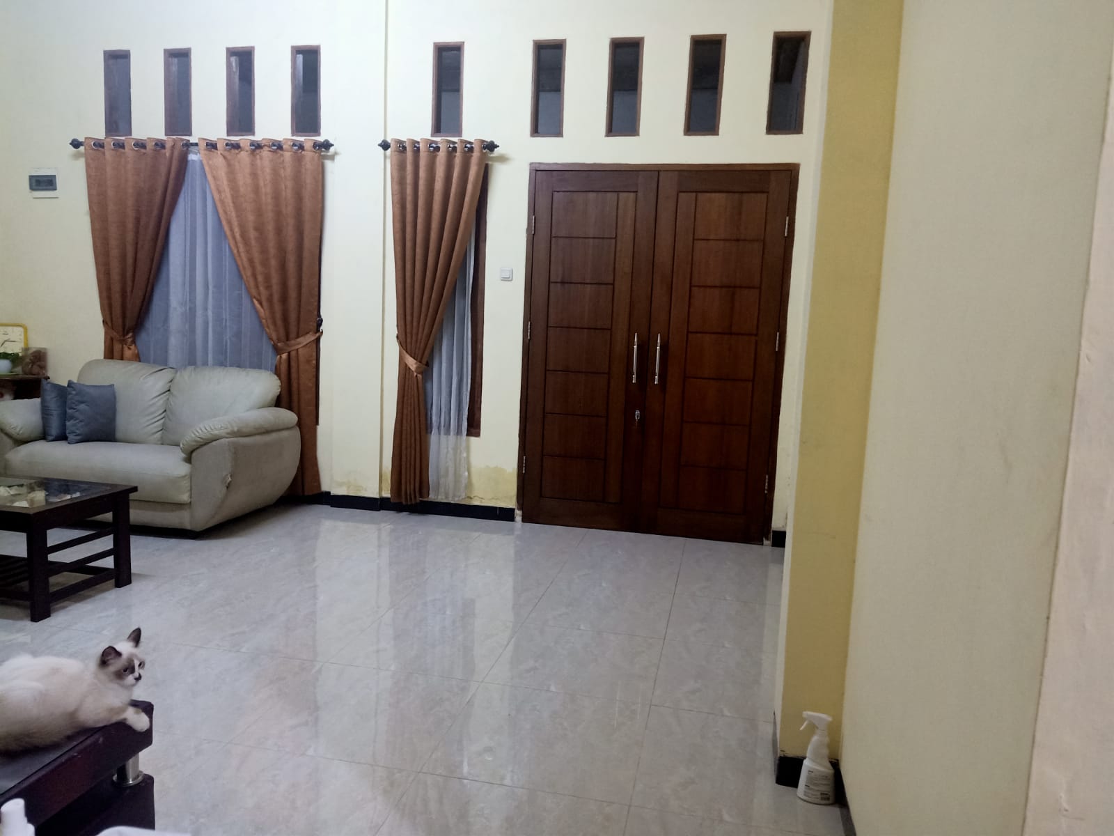 Dijual rumah siap huni di komplek Permata Medang, Gading Serpong