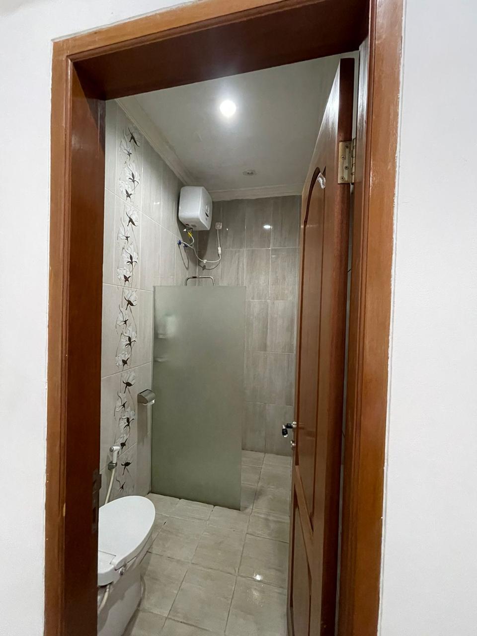 Dijual rumah semi modern full furnish daerah Kebagusan