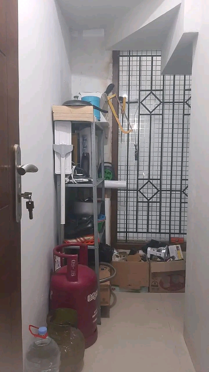Dijual Rumah 2Lt strategis di wilayah Jagakarsa, Jaksel.