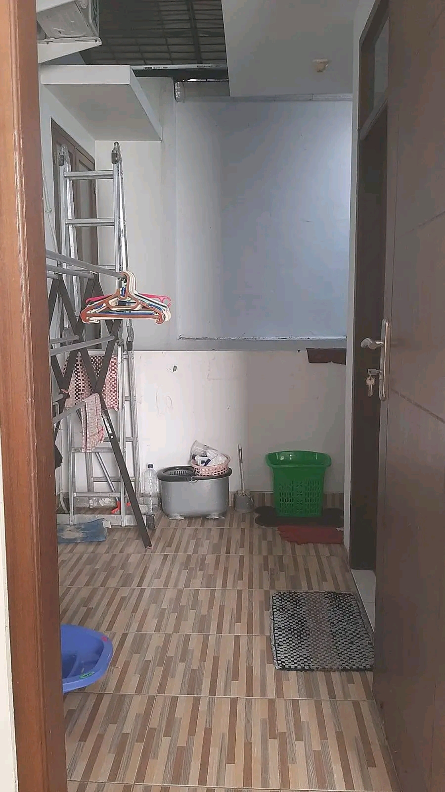 Dijual Rumah 2Lt strategis di wilayah Jagakarsa, Jaksel.