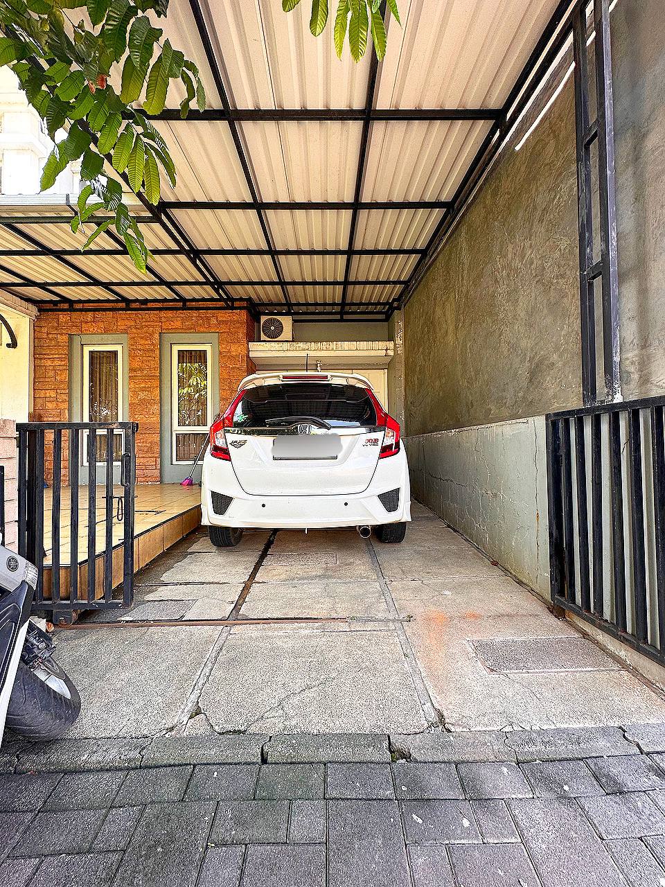 Rumah luas di Coatesville Kota Wisata Cibubur Bogor