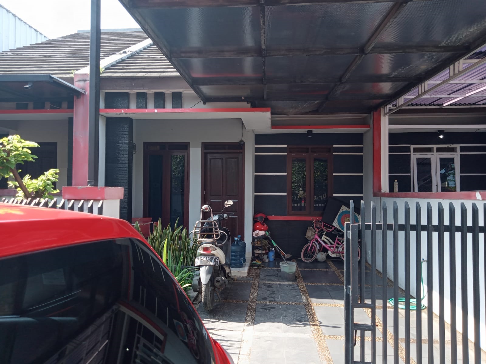 Jual cepat jarang ada 600 jutaan di Cisaranten Kulon Arcamanik