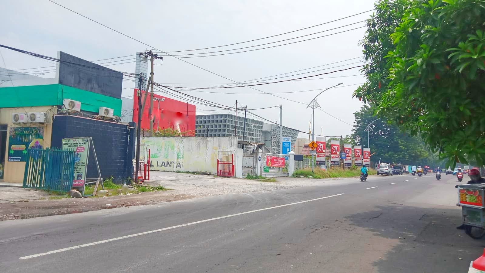 Jual Tanah Dan Bangunan RAYA DUKUH KUPANG Surabaya Barat
