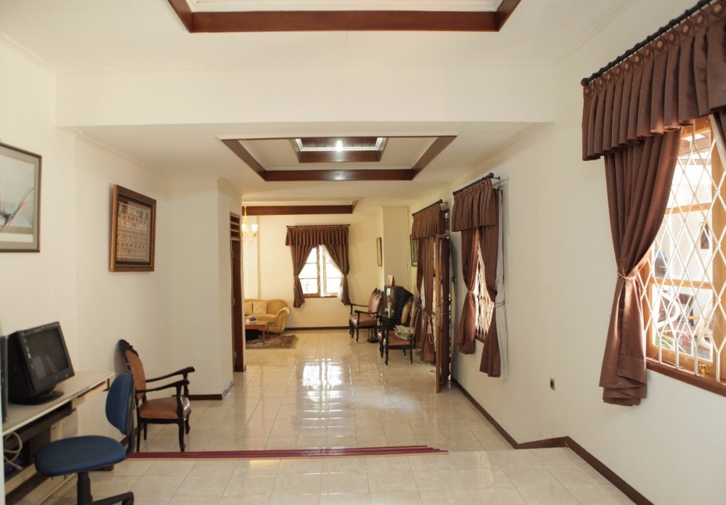 RUMAH ASRI DAN LUAS DI BOGOR