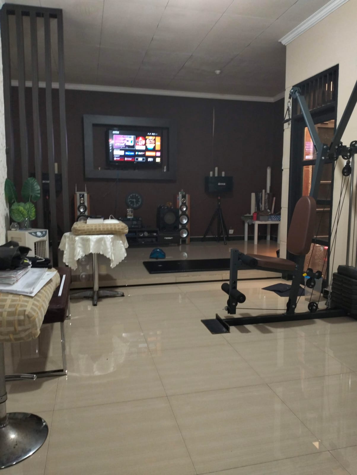 Dijual rumah cantik hitung tanah di Ciledug  Parung Serab