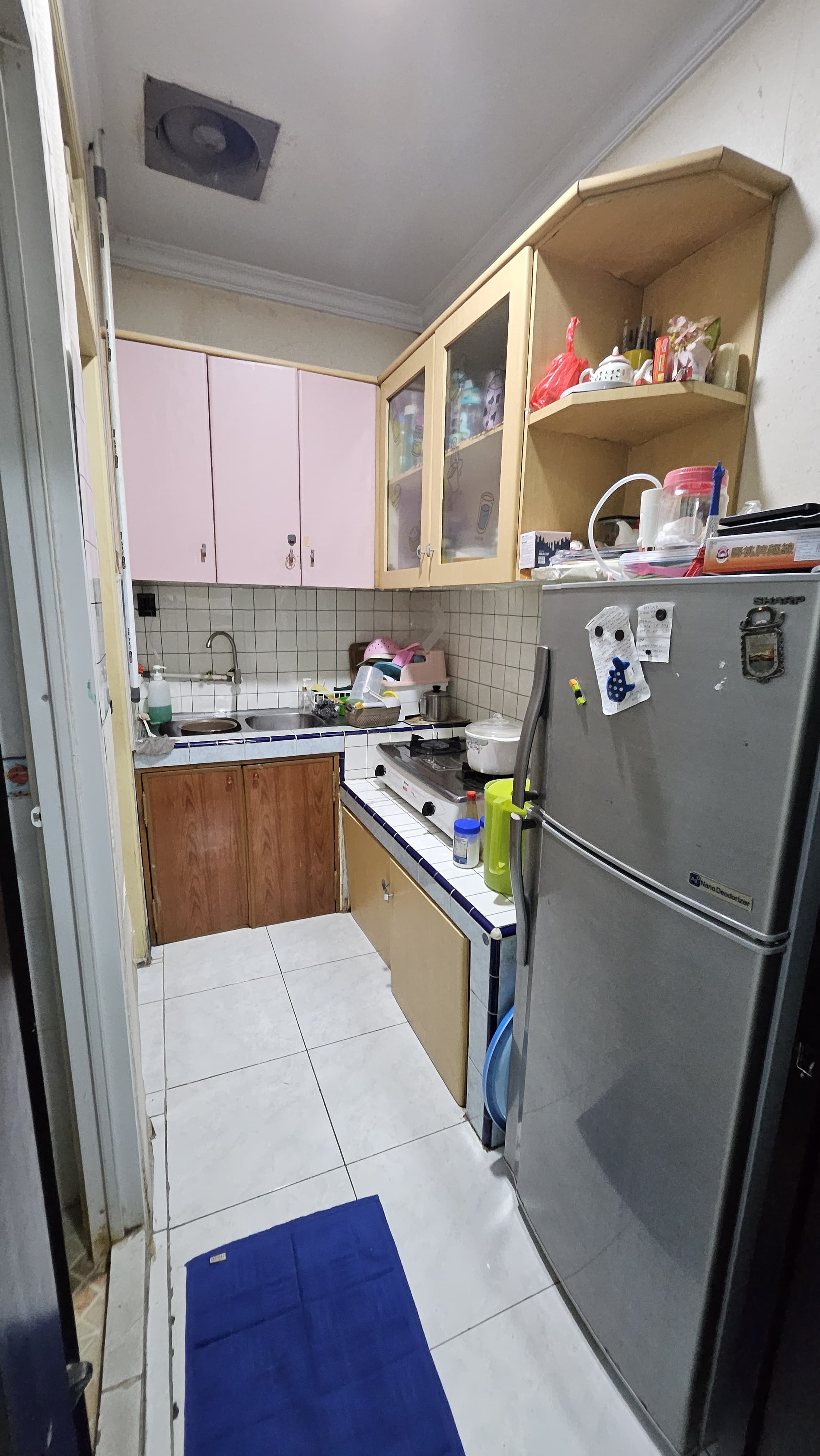 Dijual Rumah Taman Palem Lestari Semi Furnish di Jakarta Barat