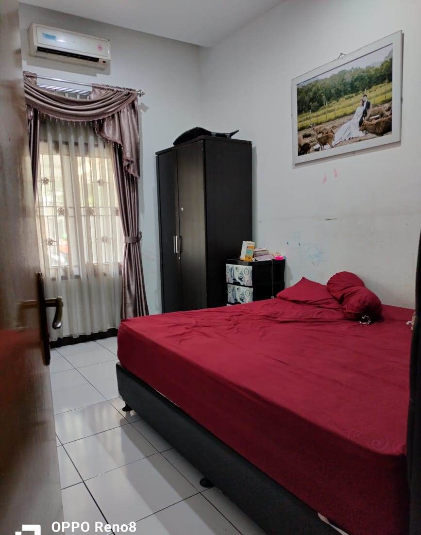 Dijual rumah tanah luas di Komplek Arcamanik Endah Kota Bandung