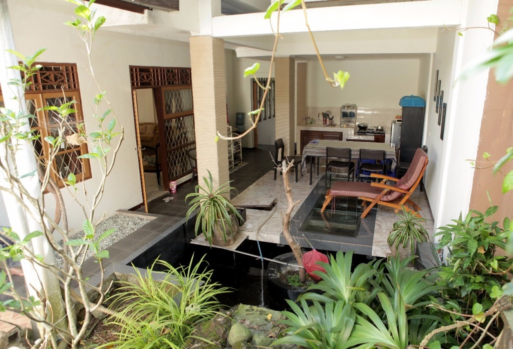 RUMAH ASRI DAN LUAS DI BOGOR