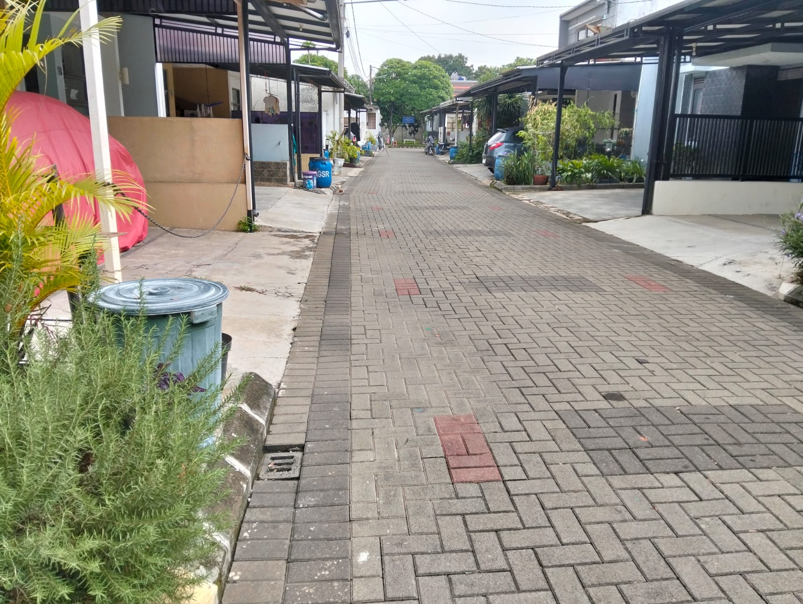 Jual cepat rumah termurah 700 jutaan di Grand Sharon Residence