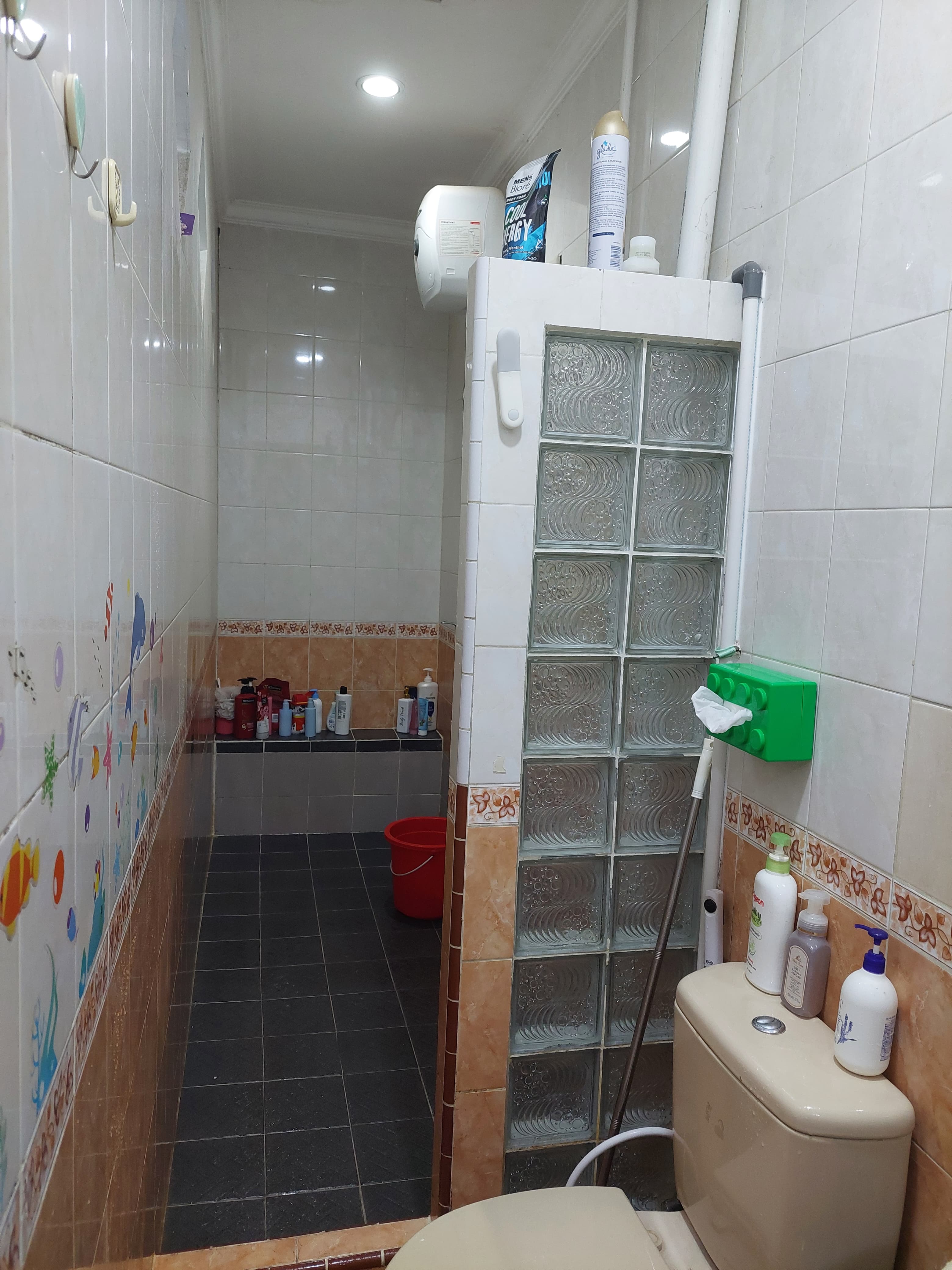 Dijual Rumah Taman Palem Lestari Semi Furnish di Jakarta Barat
