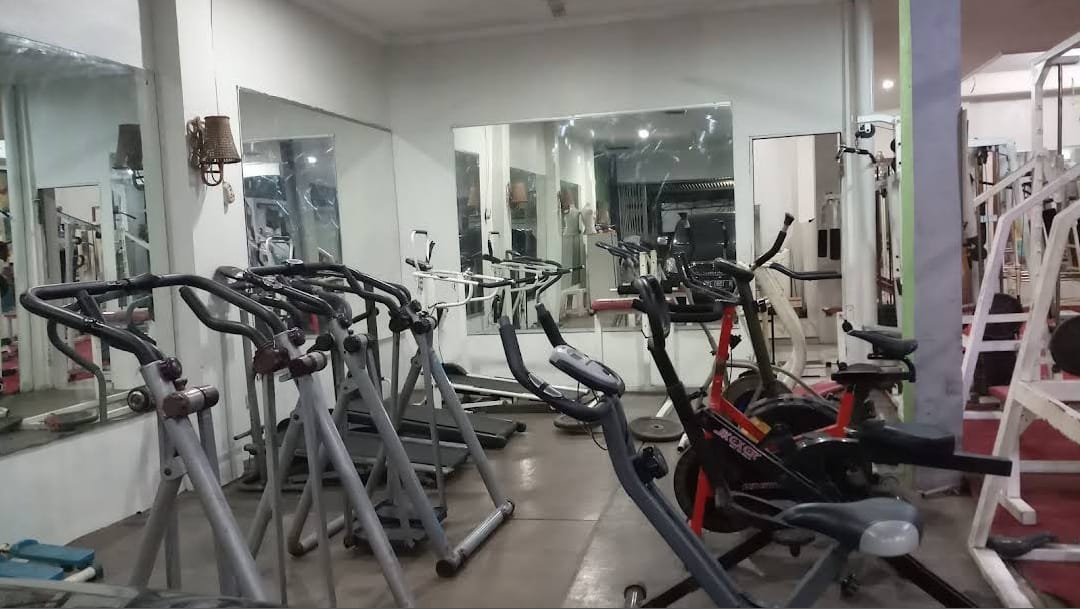 Dijual ruko luas di Serua Indah, Ciputat, Tangerang Selatan
