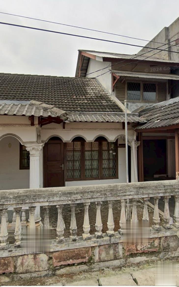 Dijual rumah lama komplek di Serua Indah, Ciputat, Tangsel