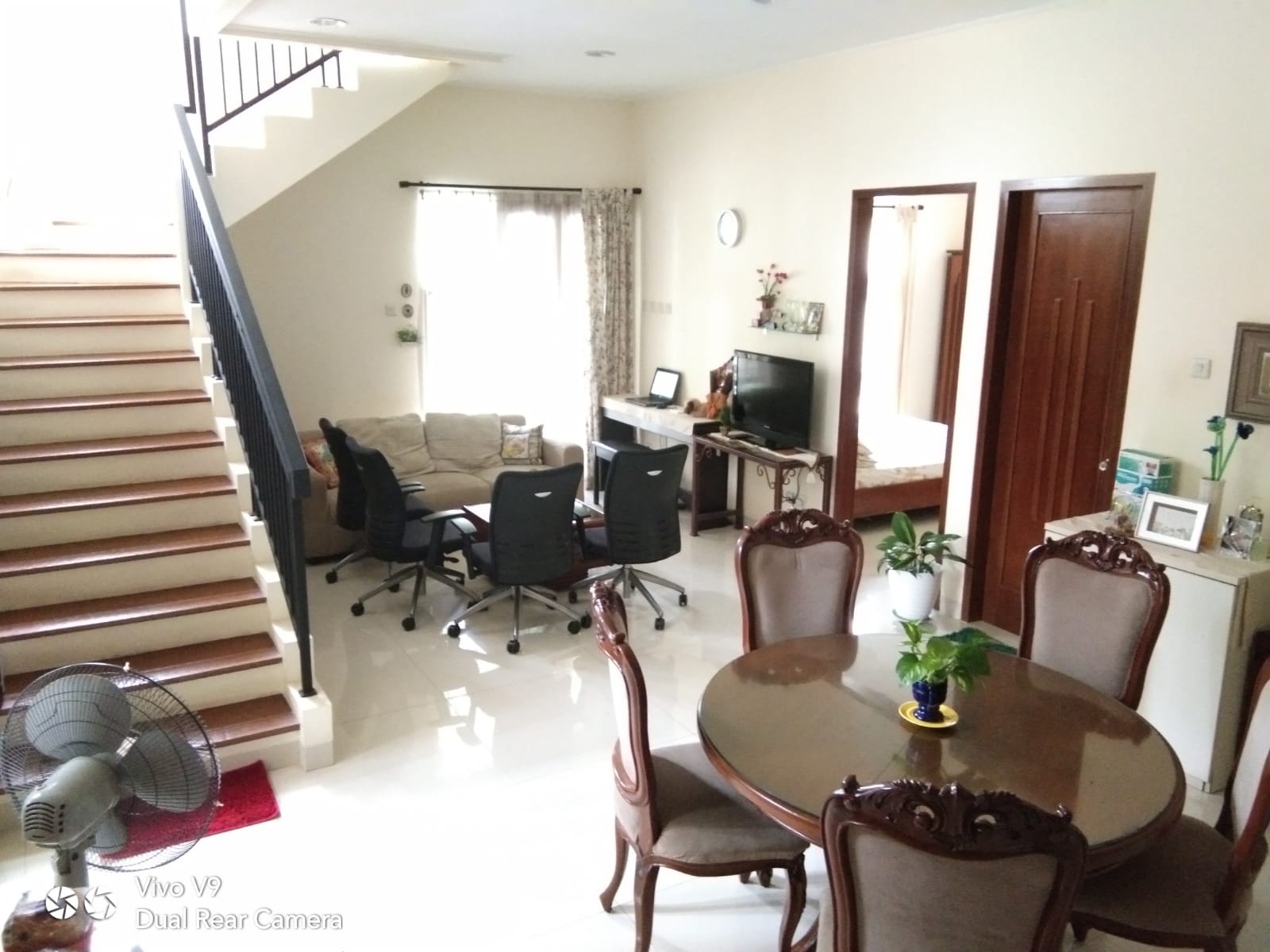 Dijual rumah baru wooden style cantik di area Bintaro sektor 4
