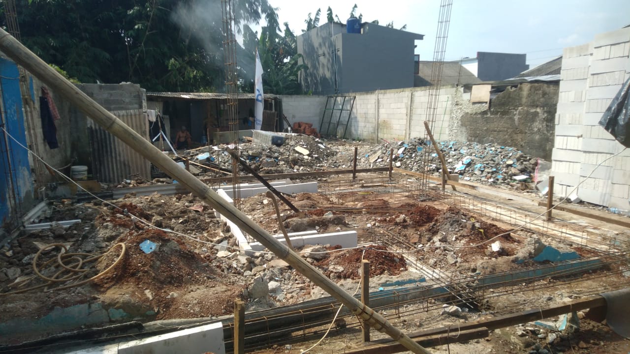 Di Pasarkan Rumah Sedang Progres pembangunan di Jakarta Timur