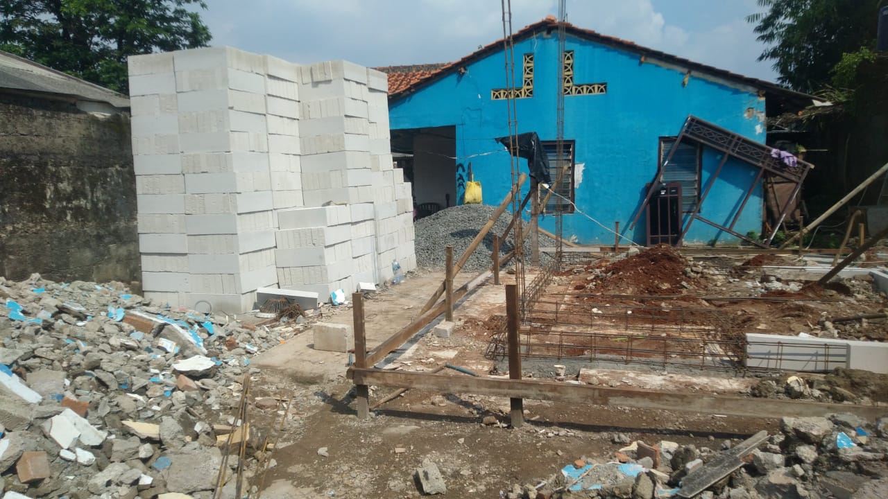 Di Pasarkan Rumah Sedang Progres pembangunan di Jakarta Timur