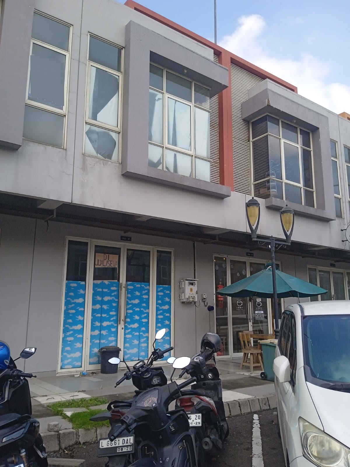 ruko disewakan grand pakuwon surabaya