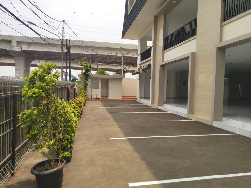 Sewa Gedung Baru konsep Soho di area Kalimalang, Cipinang Muara