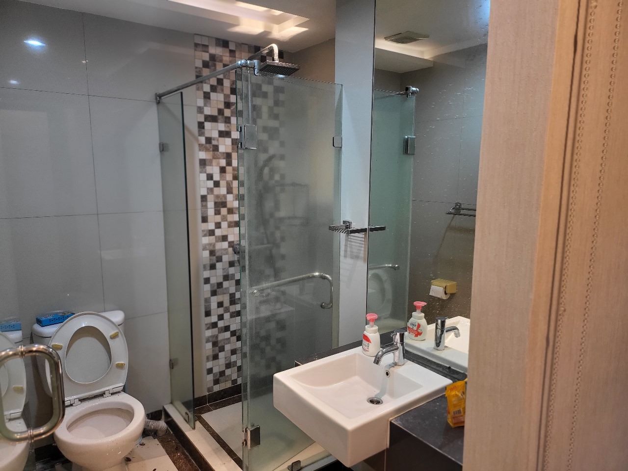 Disewakan Apartemen Sahid Sudirman Residence Karet Tengsin
