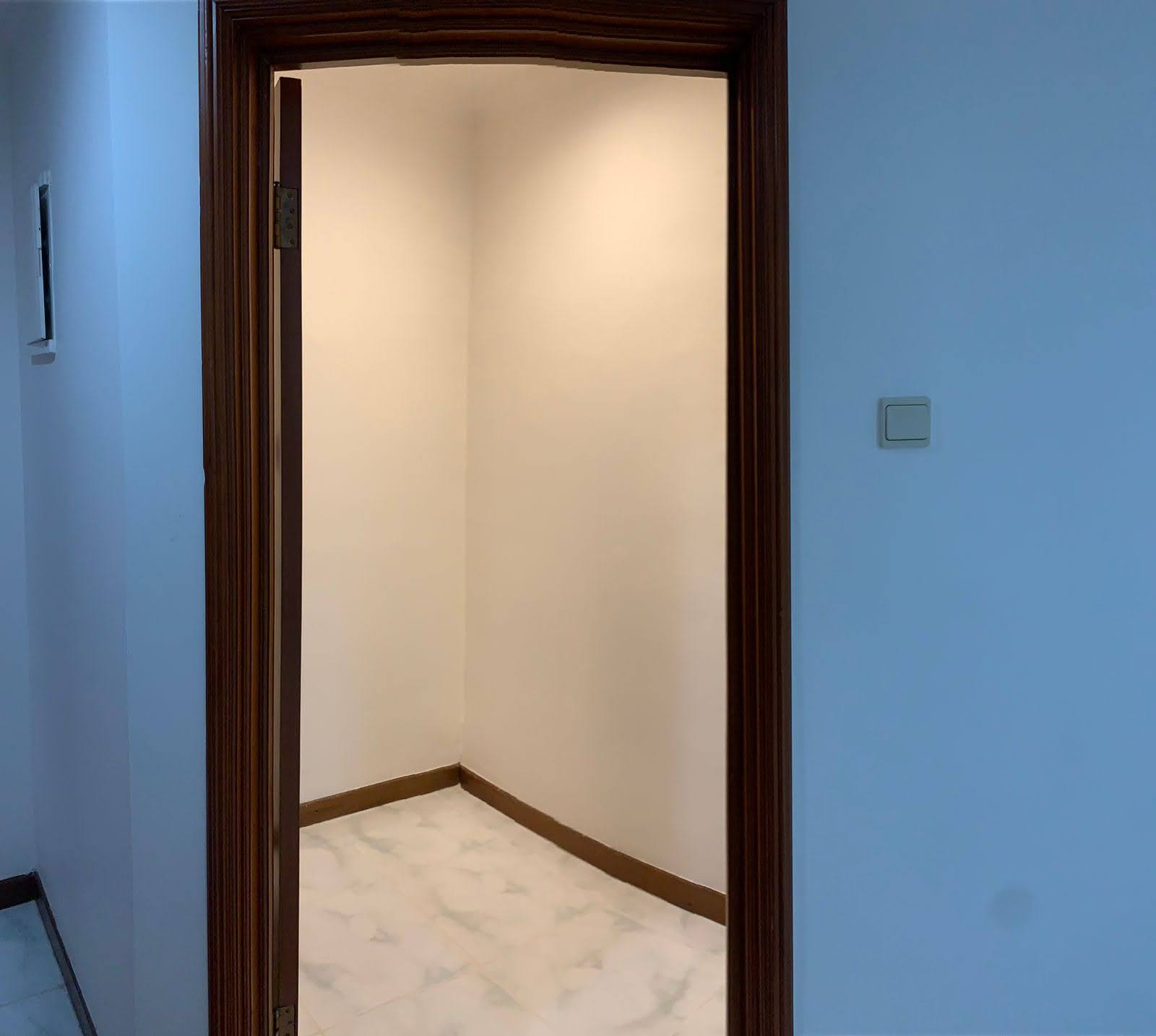 Disewakan 2 bedrooms apartment at Executive Paradise Complex