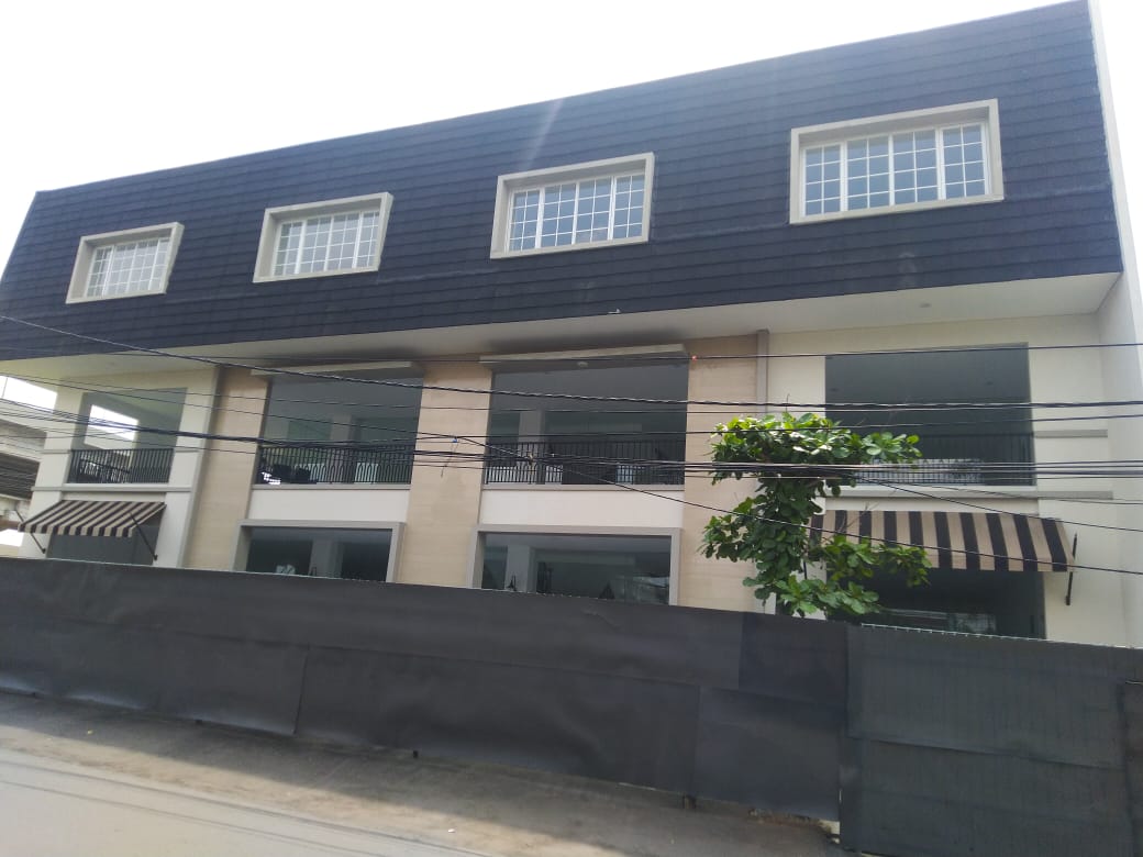 Sewa Gedung Baru konsep Soho di area Kalimalang, Cipinang Muara