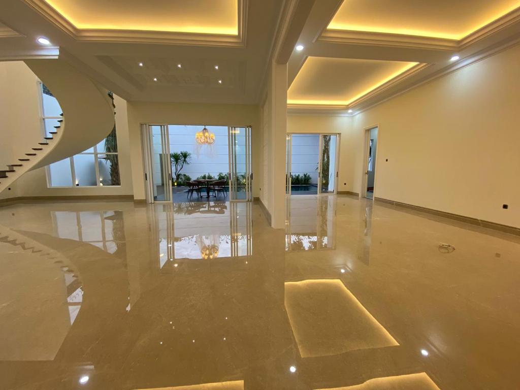Di jual rumah lama komplek di area Cikunir, Jaka Mulya, Bekasi