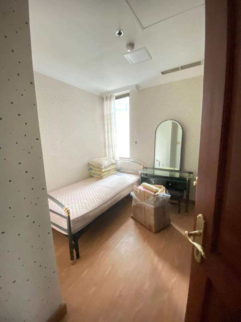 Disewakan CONDOMINIUM REGENCY Lantai 19 , Surabaya