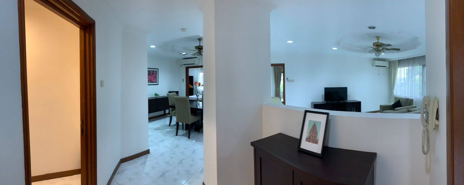 Disewakan 2 bedrooms apartment at Executive Paradise Complex