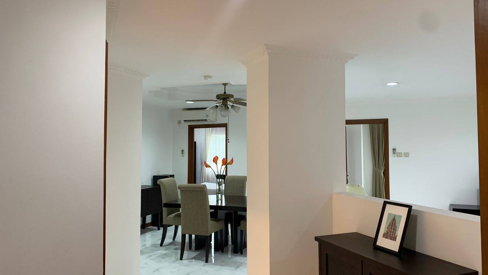 Disewakan 2 bedrooms apartment at Executive Paradise Complex