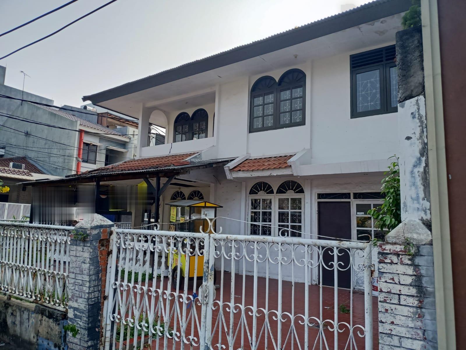 Disewakan rumah di area usaha kuliner Kelapa Gading Timur