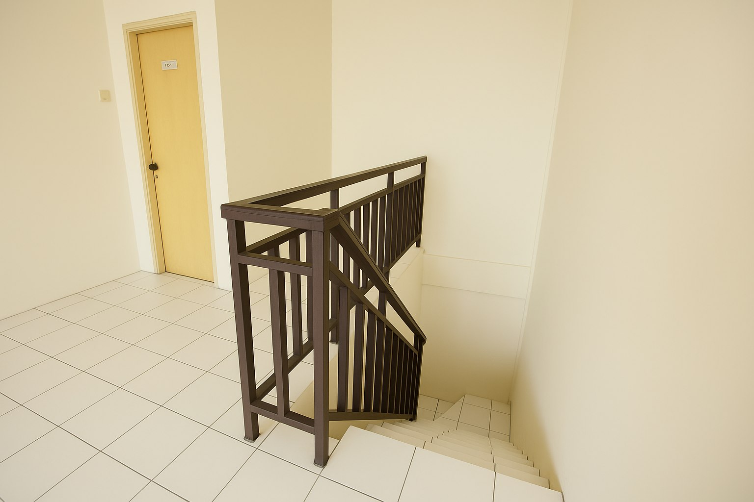 Dijual cepat BU ruko komplek 2 LANTAI DI BINTARO, TANGSEL