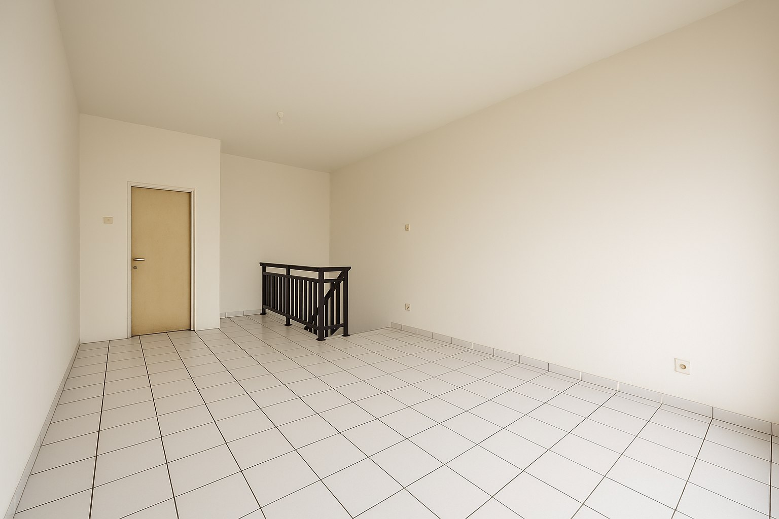 Dijual cepat B U ruko komplek 2 LANTAI DI BINTARO, TANGSEL